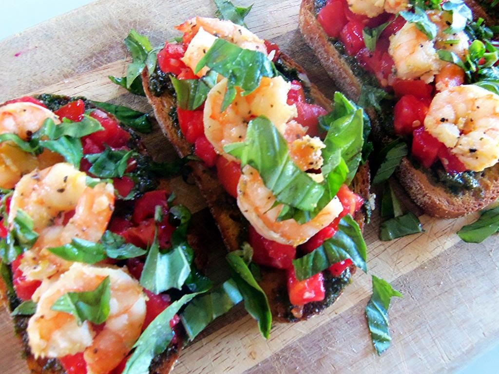 3squeezes Pesto Shrimp Bruschetta